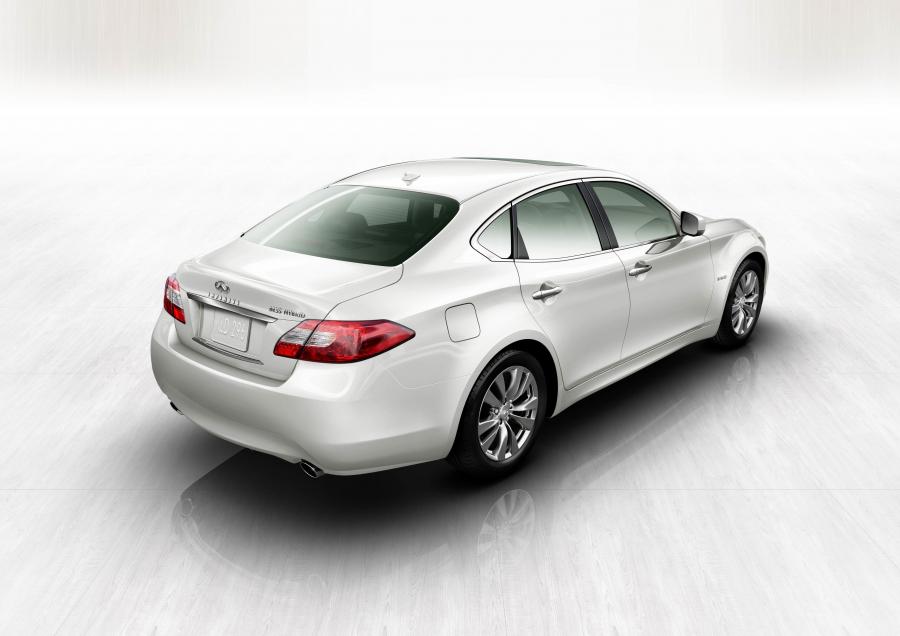  Infiniti M35 Hybrid 2011 года  (фото 9 из 13)